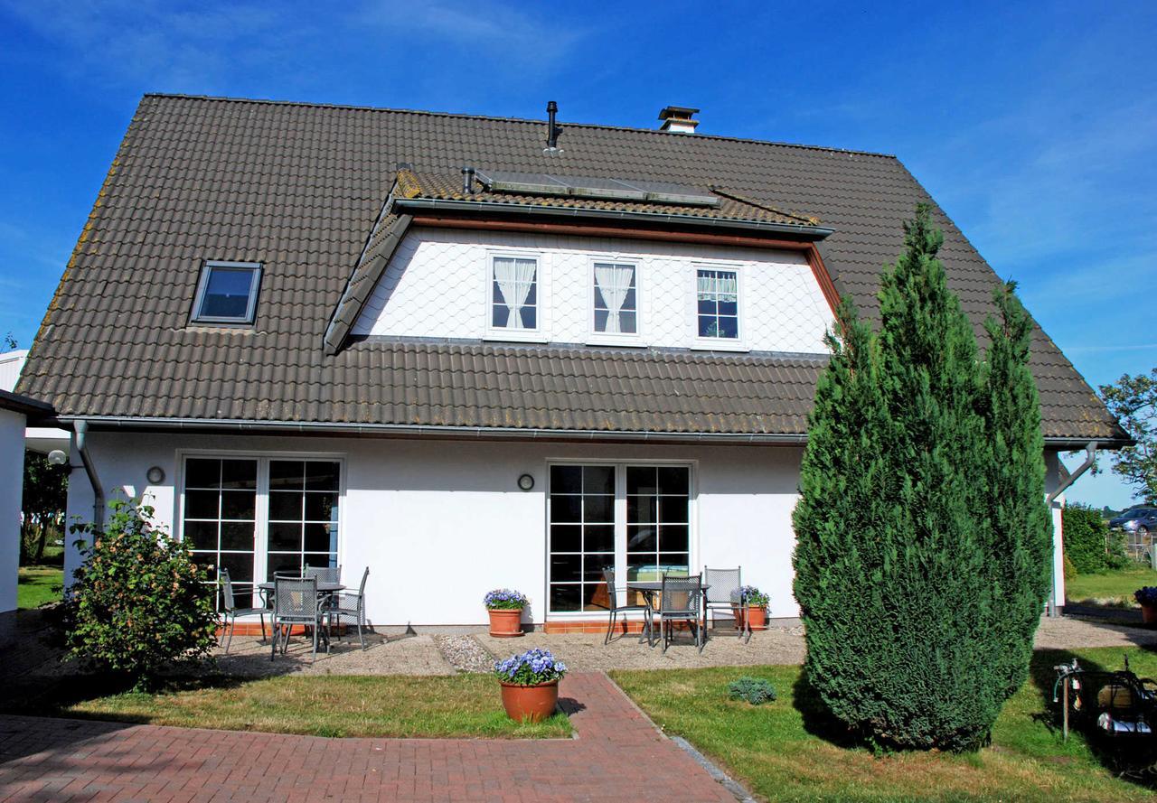 Ferienwohnungen An Der Hagenschen Middelhagen Exteriér fotografie